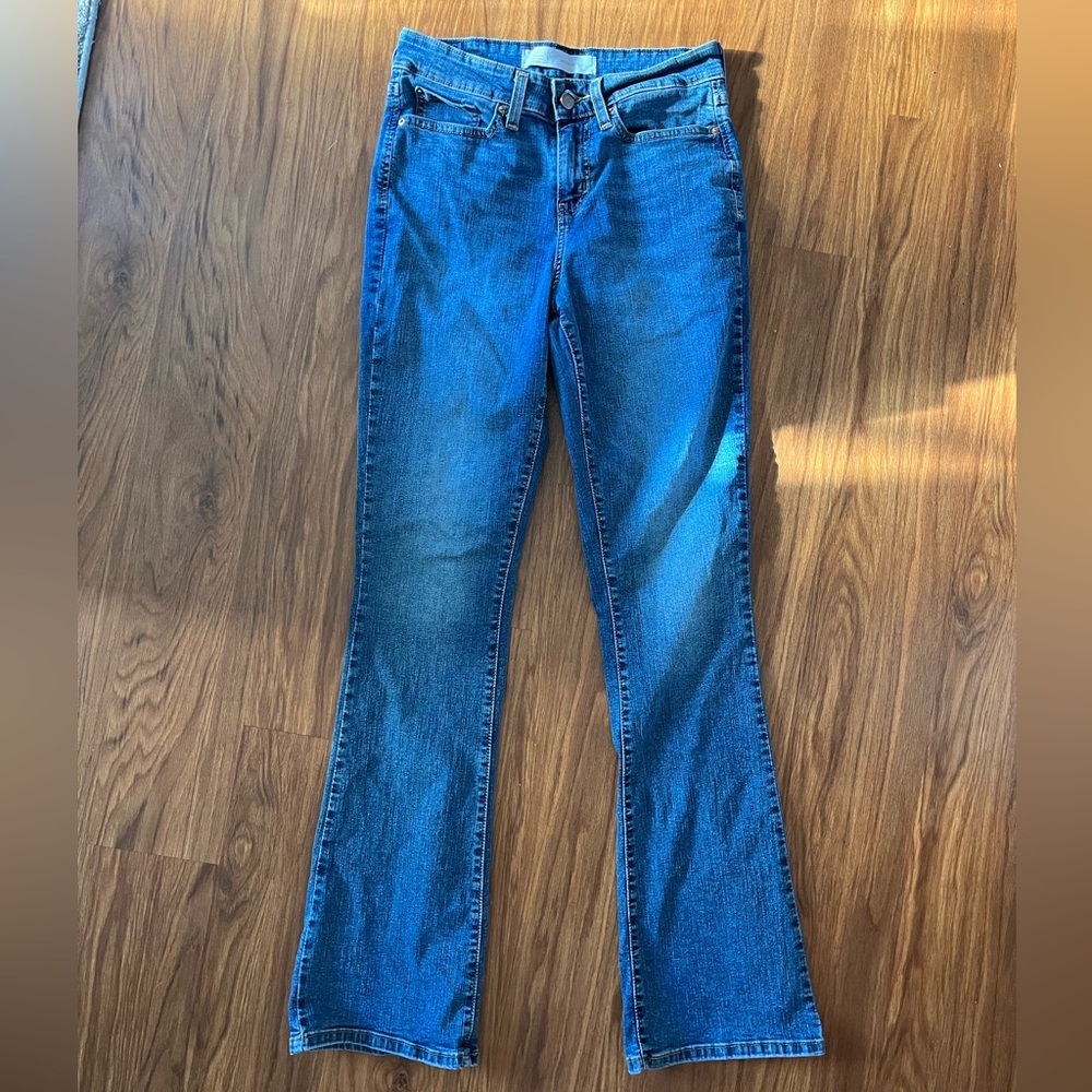 Gently used Levi’s bootcut